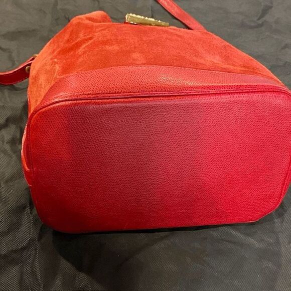Authentic Vintage Courreges Red Suede Leather Draw String Bucket Bag Purse - Picture 7 of 16